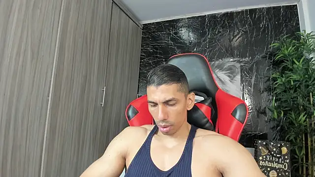 Erik_castle Webcam show