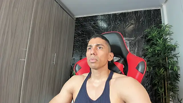 Erik_castle's Webcam Show