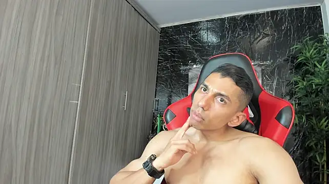 Show de Erik_castle na webcam