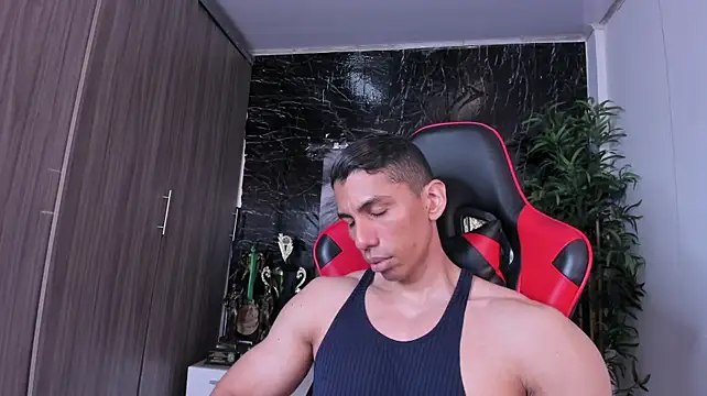 عرض كام Erik_castle