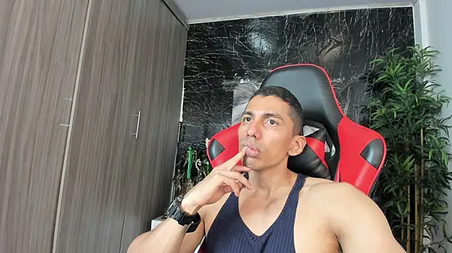 Erik_castle Pertunjukan Webcam