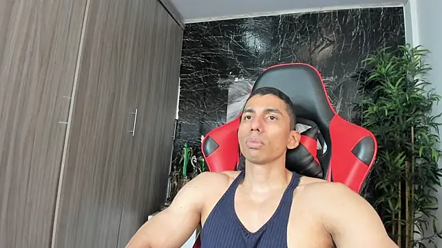 Erik_castle Webcam show