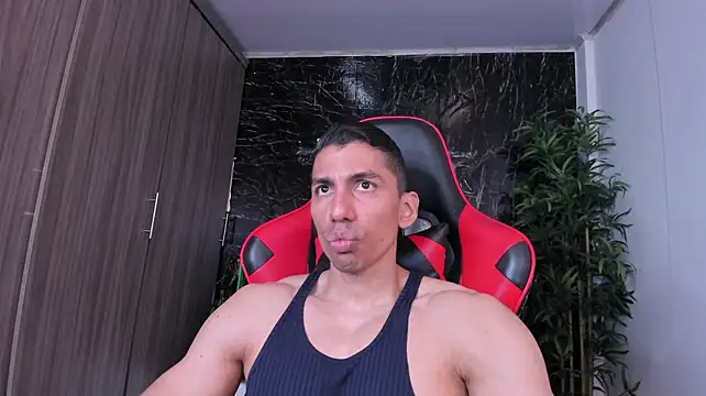 Erik_castle's Webcam Show