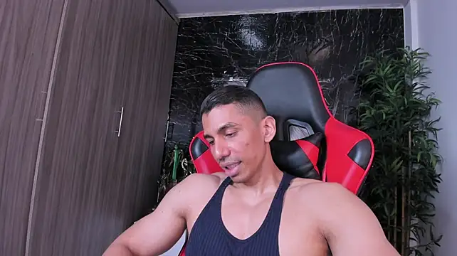Erik_castle – webcam-show