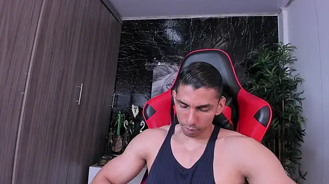 عرض كام Erik_castle