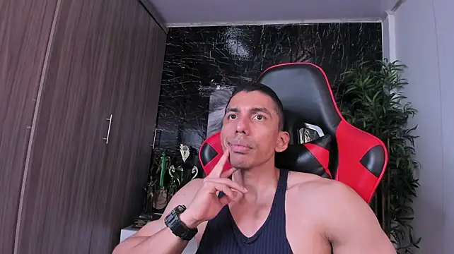 Erik_castle – webcam-show