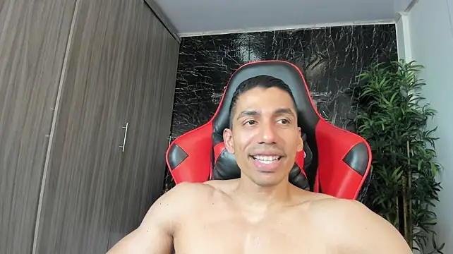 Erik_castle's Webcam Show