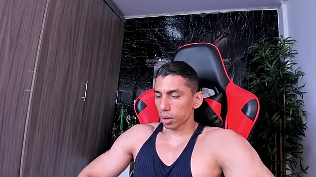 Erik_castle Webcamshow