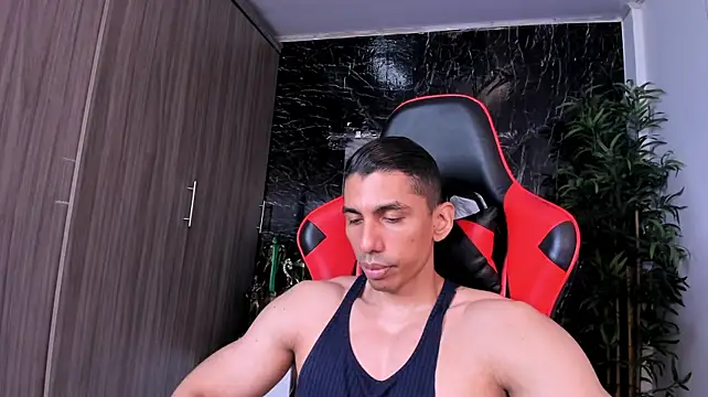 Erik_castle 网络视讯表演