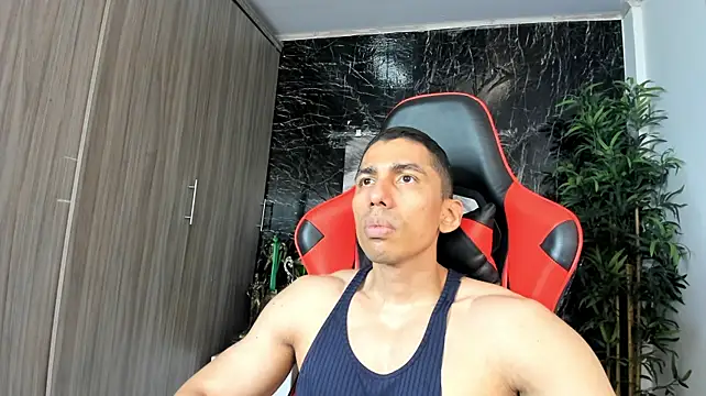 عرض كام Erik_castle