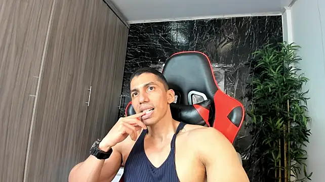 Вебкам-шоу Erik_castle