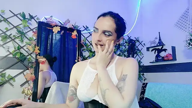 XXX chat uživo modela KandyParis