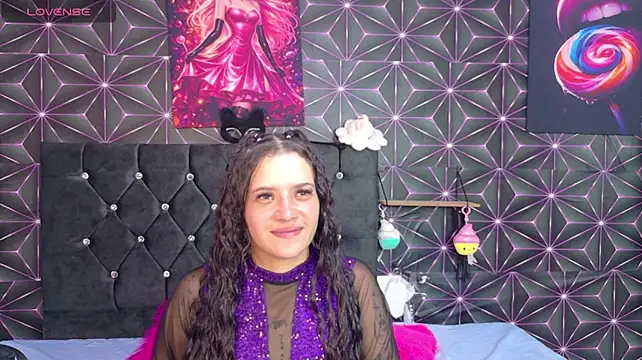 Sharlotshh's Webcam Show