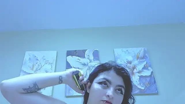 Violeta_Tepes Chat XXX in diretta