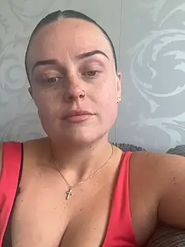 Czat XXX na żywo – BellaTheBRAT