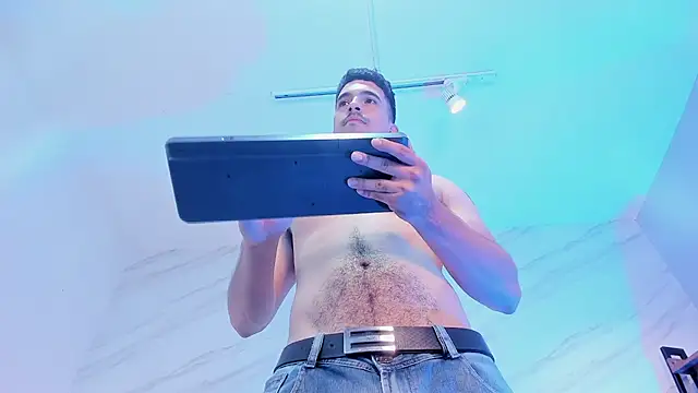 عرض كام tanner-hard_