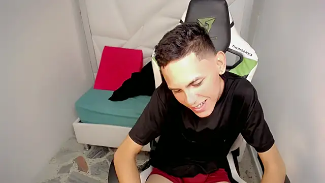 sombra_18 Webcamshow