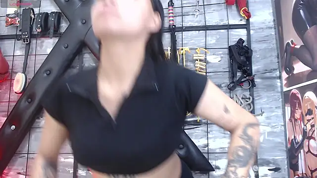 Aiiko_Domme – Kamerová šou