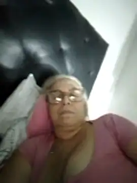 Show de chanelsexx na webcam