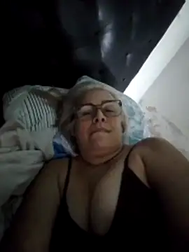 chanelsexx webcam show