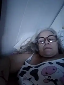 chanelsexx Webcamshow
