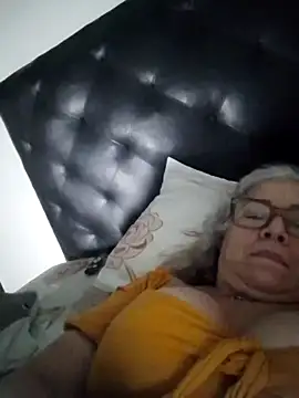 chanelsexx Webcam-Show