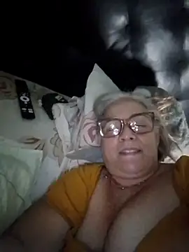 chanelsexx Webcam-Show