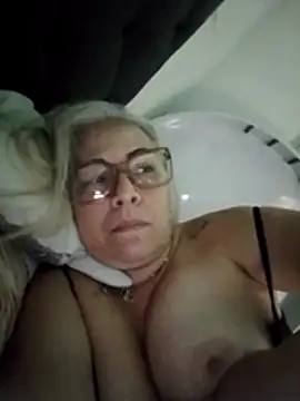 chanelsexx's Webcam Show