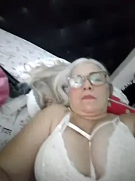 Show de chanelsexx na webcam
