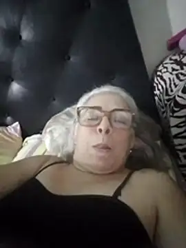 chanelsexx's Webcam Show