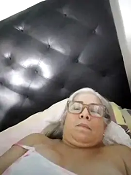 chanelsexx 网络视讯表演