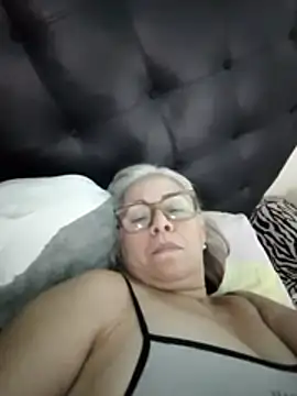 chanelsexx's Webcam Show