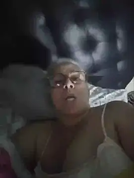 chanelsexx Show in webcam