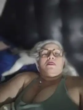 Pokazy przed kamerką – chanelsexx