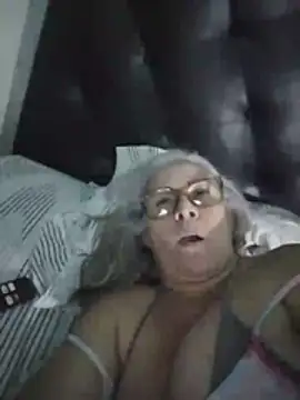 chanelsexx Webcam-Show