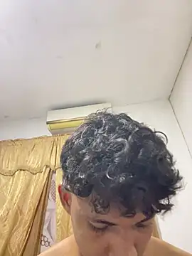 thecamilo webcam show