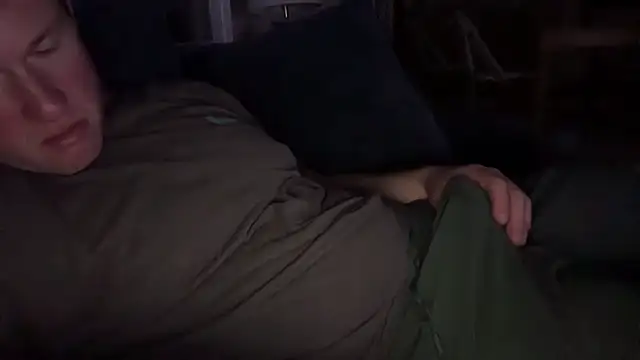 CuriousMarried321 webkamerás műsora