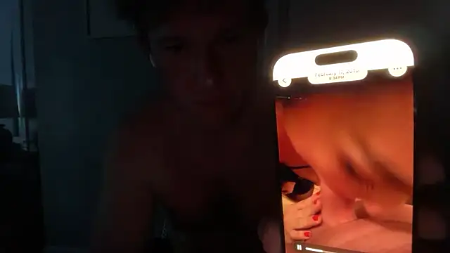 CuriousMarried321's Webcam Show