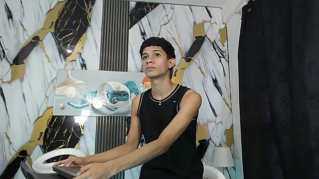 TWINKS_BOYSX's Webcam Show