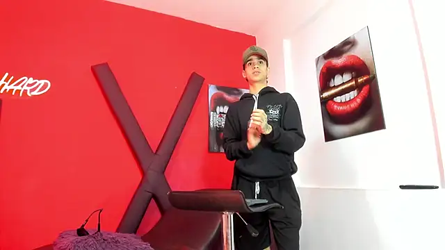 TWINKS_BOYSX Webcam Show