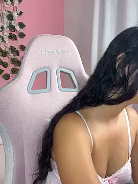 melody_flowers18's Webcam Show