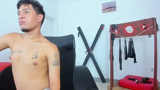 Show de webcam de your_gay_party
