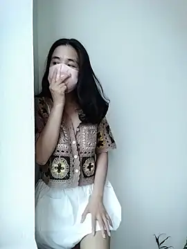 Lily-26 ওয়েবক্যাম শো