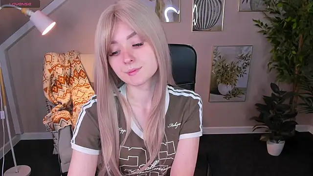 Diiana_Daviis Chat XXX live