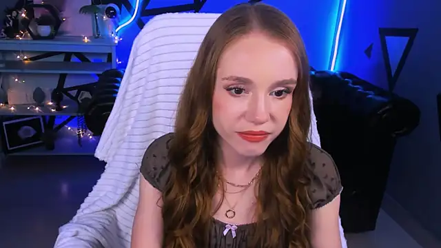MilaSiren Chat XXX in diretta
