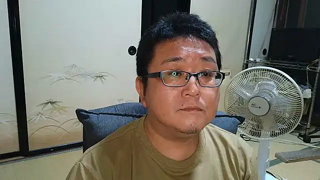 Tkousukeのウェブカメラショー