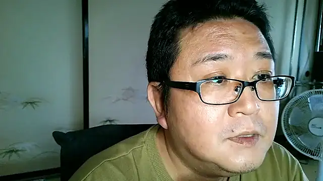 Tkousuke 网络视讯表演
