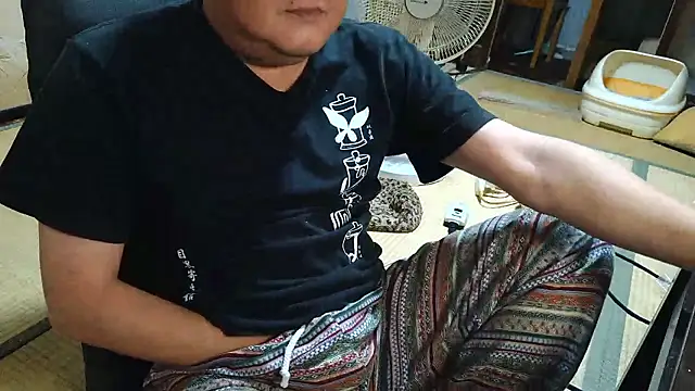 Tkousuke – webcam-show