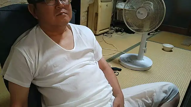 Show modela Tkousuke na web-kameri