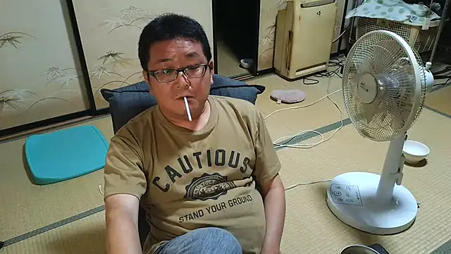 Tkousuke Show in webcam